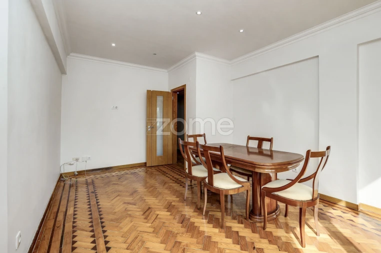 Apartamento T3 para Venda em Almada, Cova da Piedade, Pragal e Cacilhas Foto 6
