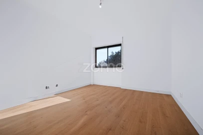 Apartamento T2 para Arrendamento em Algueirão-Mem Martins