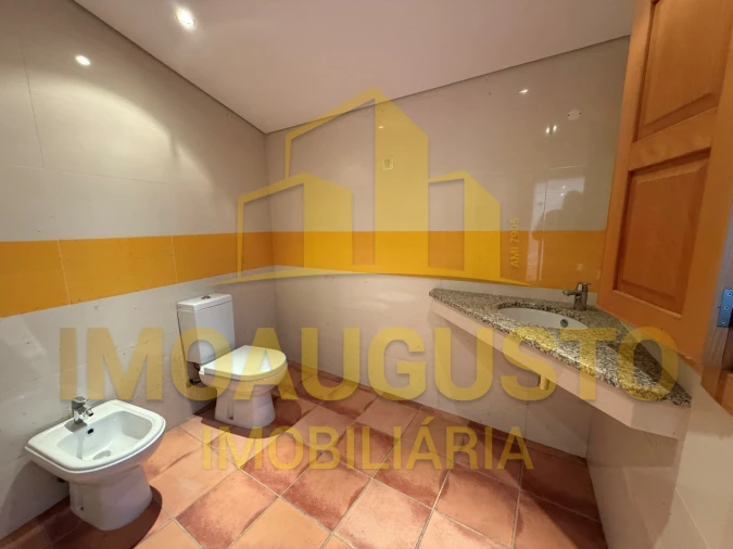 Moradia T1 para Venda em Pera do Moço Foto 7