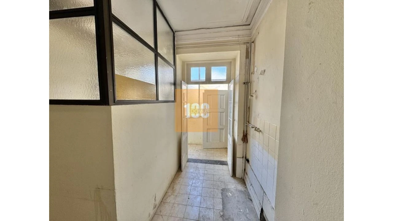 Prédio para Venda em Cedofeita, Santo Ildefonso, Sé, Miragaia, São Nicolau e Vitória Foto 22