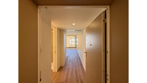 Apartamento T2 para Venda em Mafamude e Vilar do Paraíso