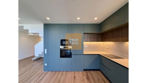Apartamento T2 para Venda em Mafamude e Vilar do Paraíso