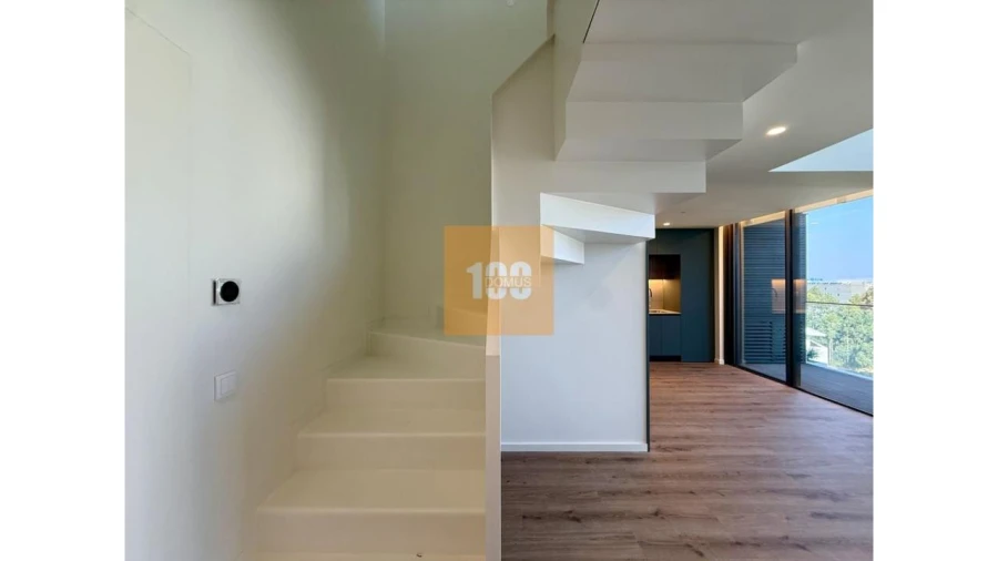 Apartamento T2 para Venda em Mafamude e Vilar do Paraíso Foto 6