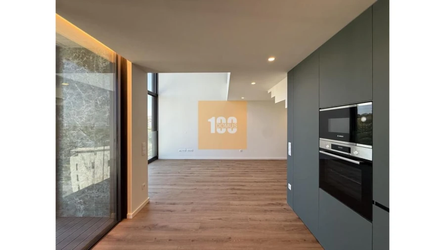 Apartamento T2 para Venda em Mafamude e Vilar do Paraíso Foto 13