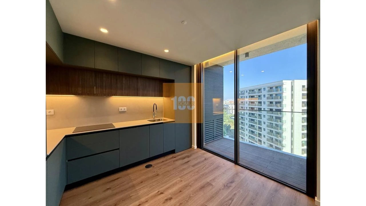Apartamento T2 para Venda em Mafamude e Vilar do Paraíso Foto 11
