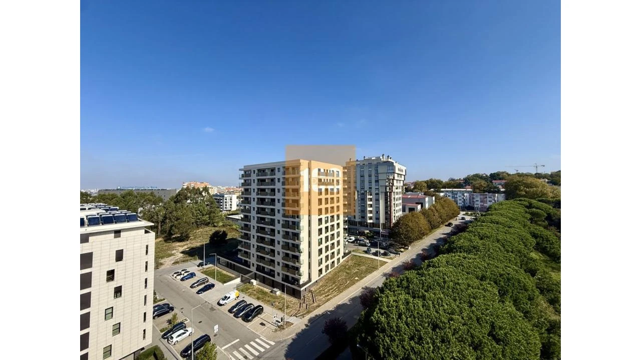 Apartamento T2 para Venda em Mafamude e Vilar do Paraíso Foto 38