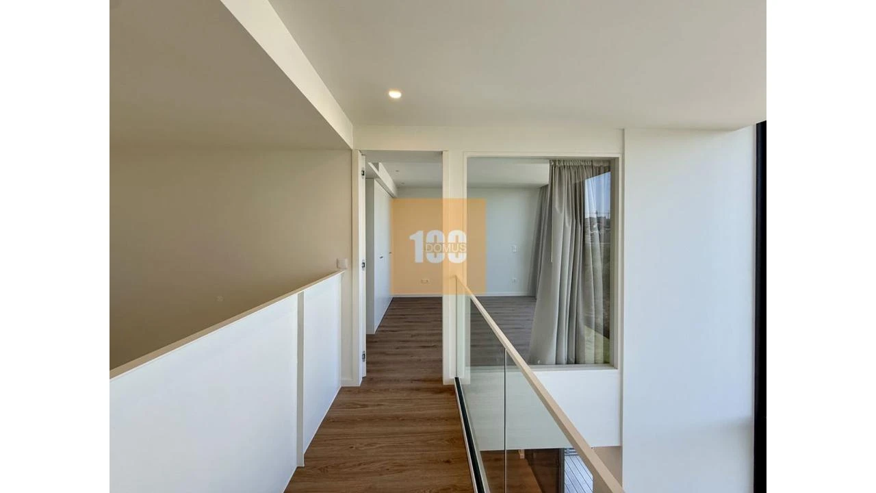Apartamento T2 para Venda em Mafamude e Vilar do Paraíso Foto 19