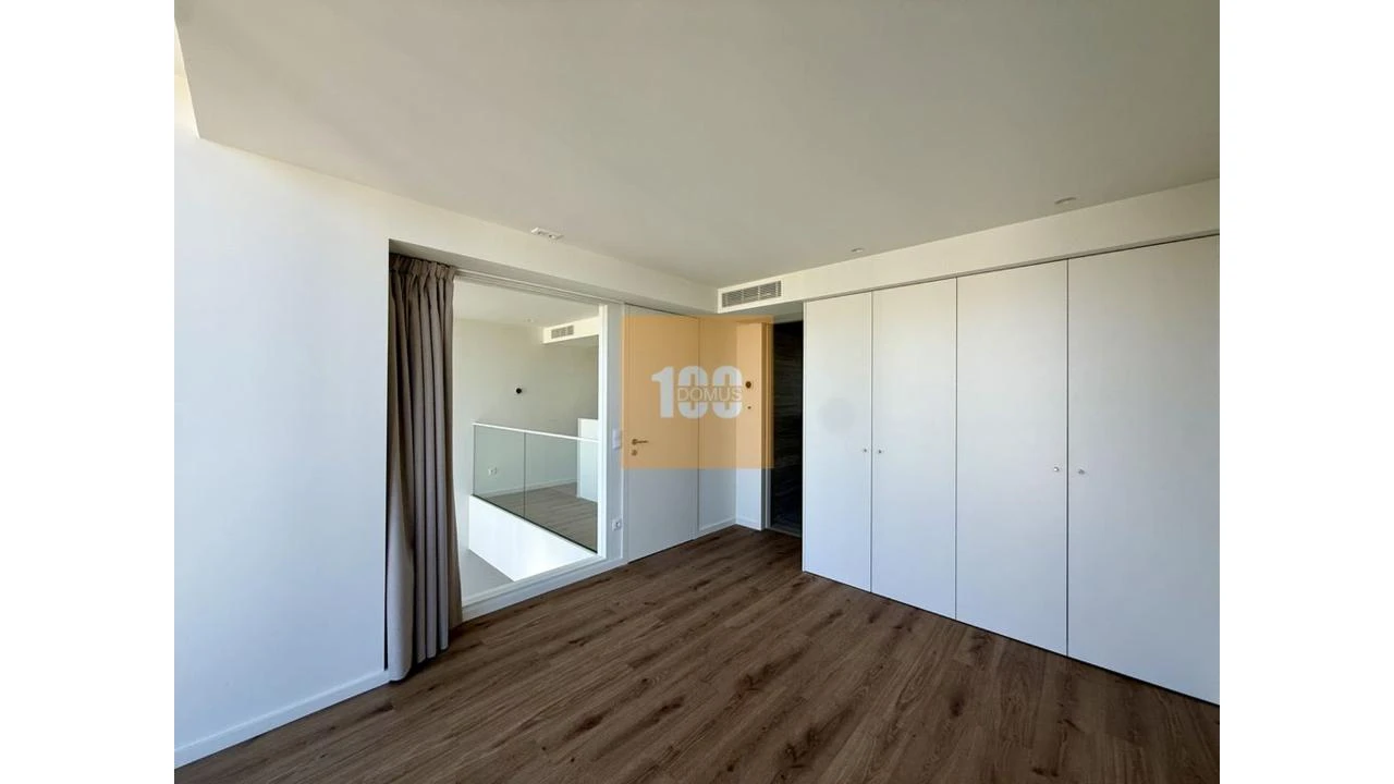 Apartamento T2 para Venda em Mafamude e Vilar do Paraíso Foto 24