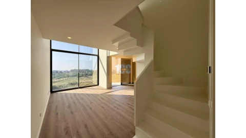 Apartamento T2 para Venda em Mafamude e Vilar do Paraíso