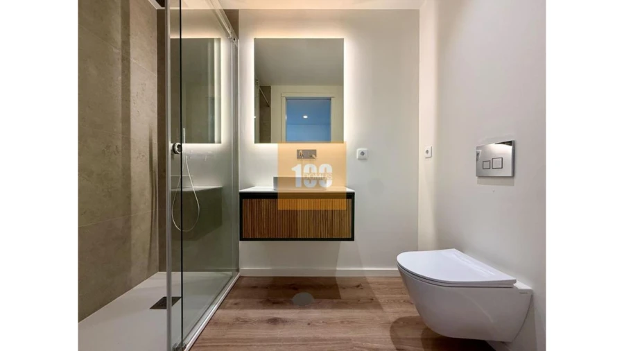 Apartamento T2 para Venda em Mafamude e Vilar do Paraíso Foto 11