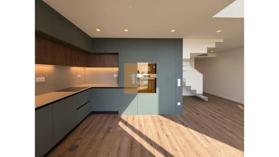 Apartamento T2 para Venda em Mafamude e Vilar do Paraíso Foto 5