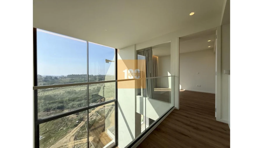 Apartamento T2 para Venda em Mafamude e Vilar do Paraíso Foto 14