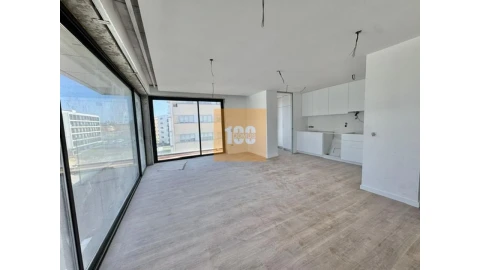 Apartamento T3 para Venda em Santa Marinha e São Pedro da Afurada