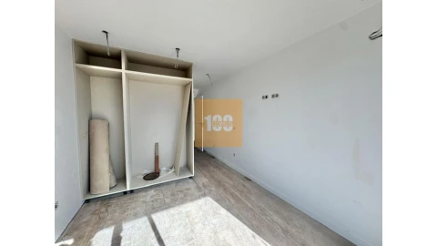 Apartamento T3 para Venda em Santa Marinha e São Pedro da Afurada