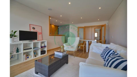 Apartamento T3 para Arrendamento em Buarcos
