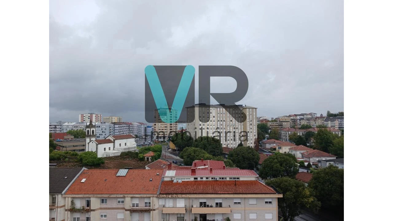 Apartamento T1 para Venda em Braga (Maximinos, Sé e Cividade) Foto 20