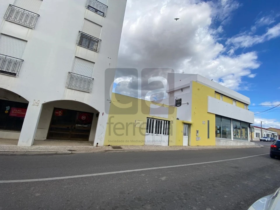 Apartamento T4 para Venda em Alpiarça Foto 1