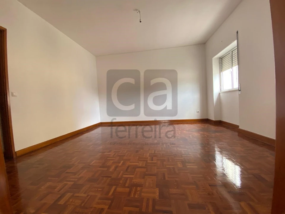 Apartamento T4 para Venda em Alpiarça Foto 6