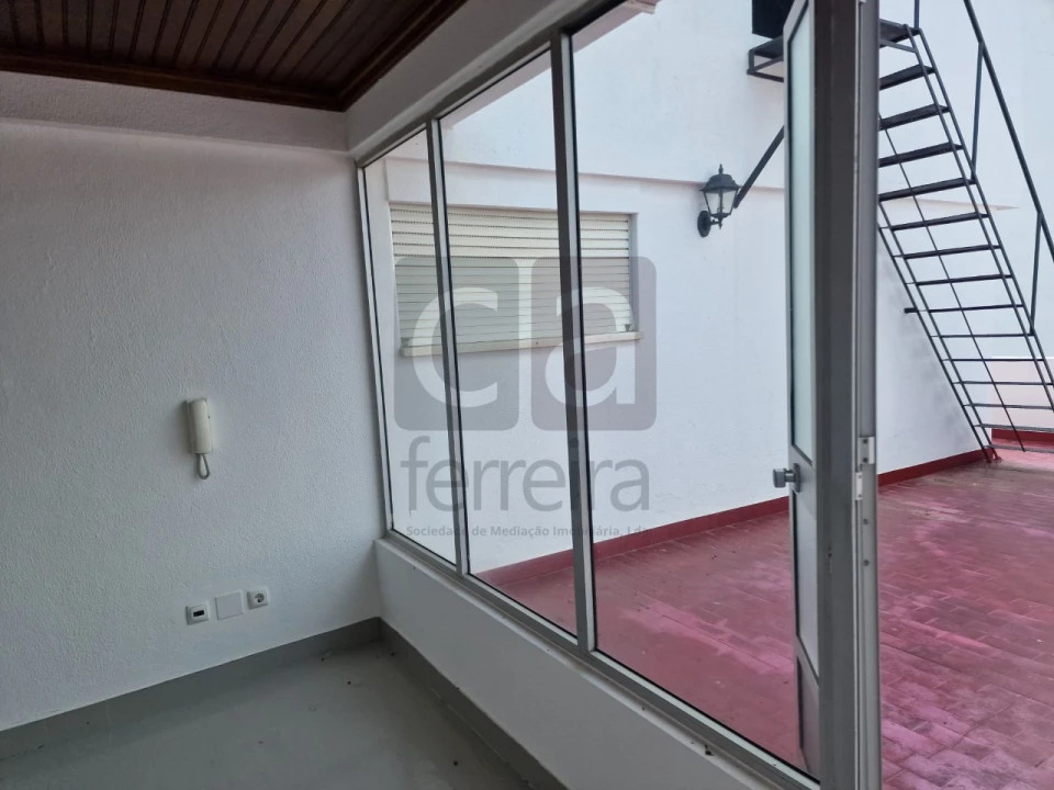 Apartamento T4 para Venda em Alpiarça Foto 28