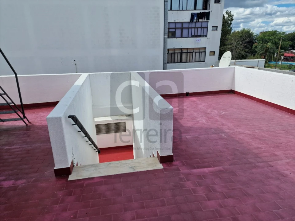 Apartamento T4 para Venda em Alpiarça Foto 29