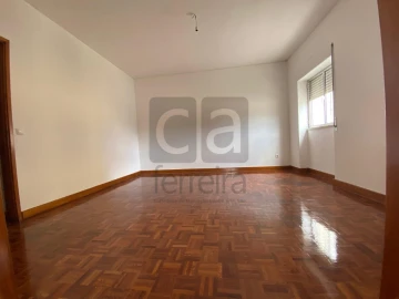 Apartamento T4 para Venda em Alpiarça