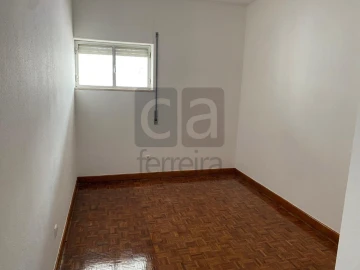 Apartamento T4 para Venda em Alpiarça