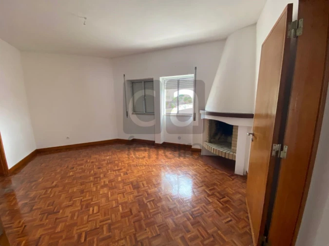 Apartamento T4 para Venda em Alpiarça Foto 4