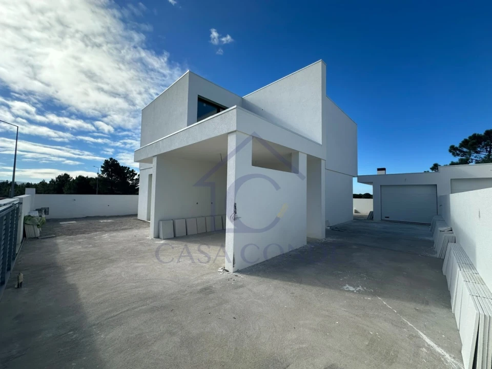 Moradia T3 para Venda em Quinta do Anjo Foto 31