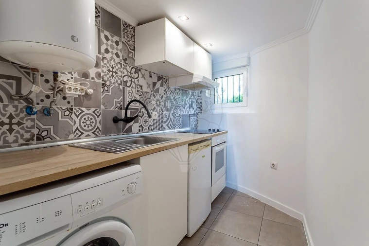 Apartamento T1 para Venda em Santa Maria Maior Foto 13