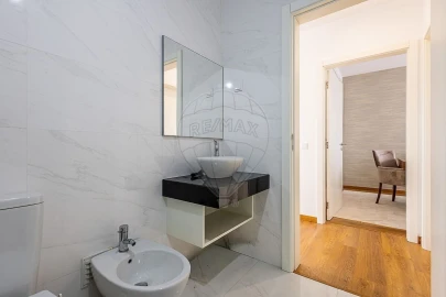 Apartamento T3 para Venda em Marvila, Ribeira Santarém, São Salvador, São Nicolau