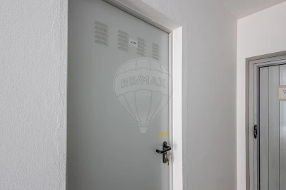 Apartamento T3 para Venda em Marvila, Ribeira Santarém, São Salvador, São Nicolau