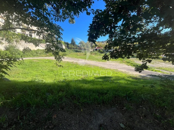 Terreno para Venda em Gonça Foto 4