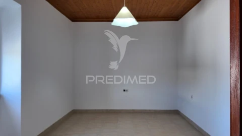 Moradia T4 para Venda em Ferreira do Alentejo e Canhestros