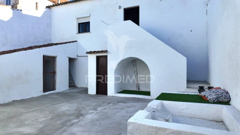 Moradia T4 para Venda em Ferreira do Alentejo e Canhestros