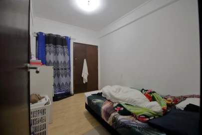 Apartamento T3 para Venda em Santo António dos Cavaleiros e Frielas