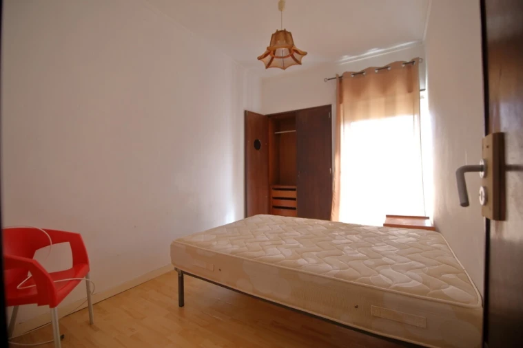 Apartamento T3 para Venda em Santo António dos Cavaleiros e Frielas Foto 5