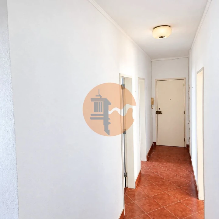 Apartamento T3 para Venda em Vila Real de Santo Antonio Foto 3
