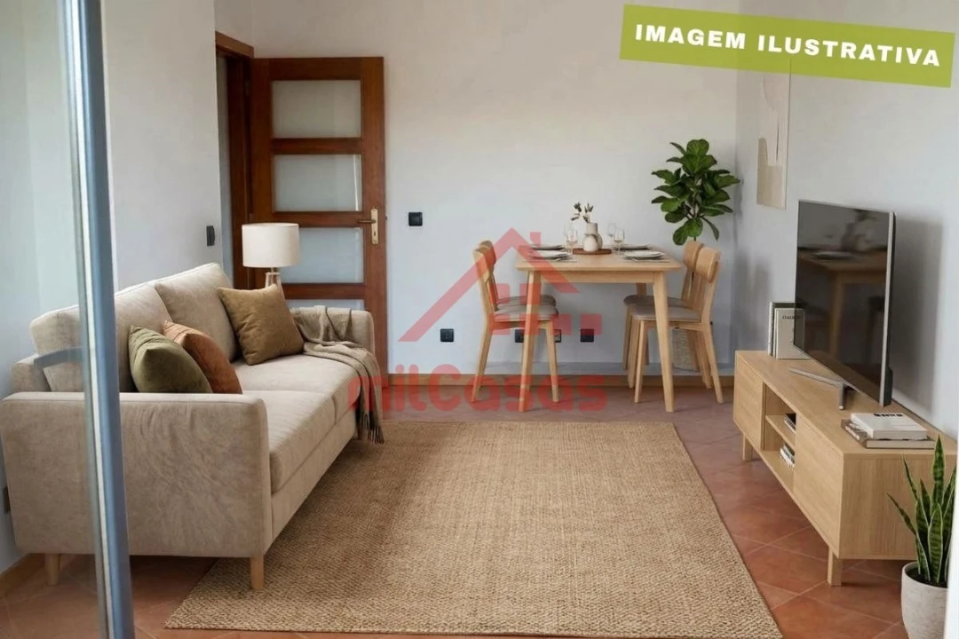 Apartamento T1 para Arrendamento em Santa Maria, São Pedro e Matacães Foto 10