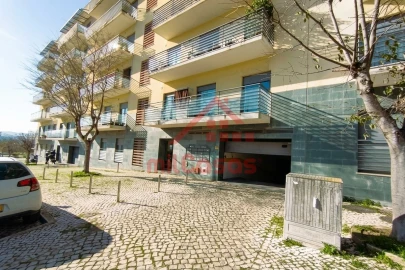 Apartamento T1 para Arrendamento em Santa Maria, São Pedro e Matacães