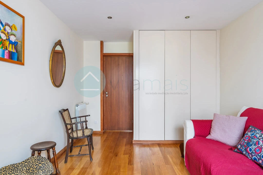 Moradia T4 para Venda em Matosinhos e Leça da Palmeira Foto 34