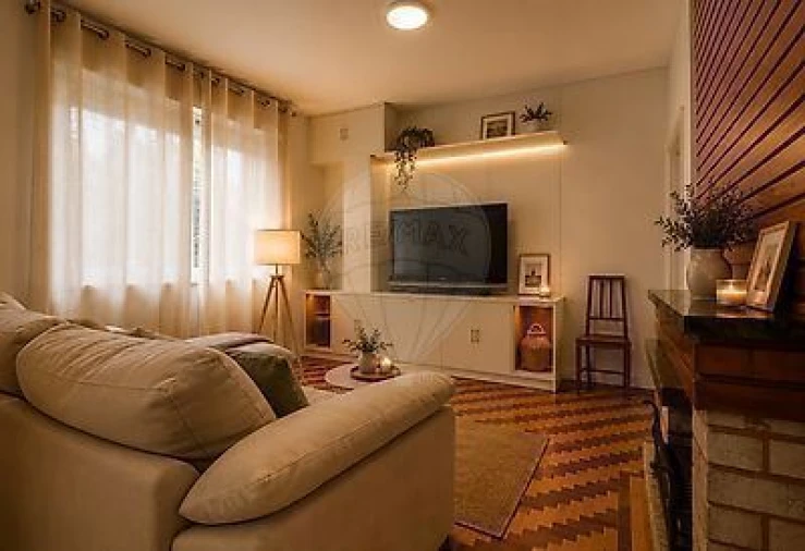 Apartamento T3 para Venda em Lordelo do Ouro e Massarelos Foto 2