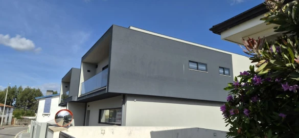 Moradia T3 para Venda em Cidade da Maia
