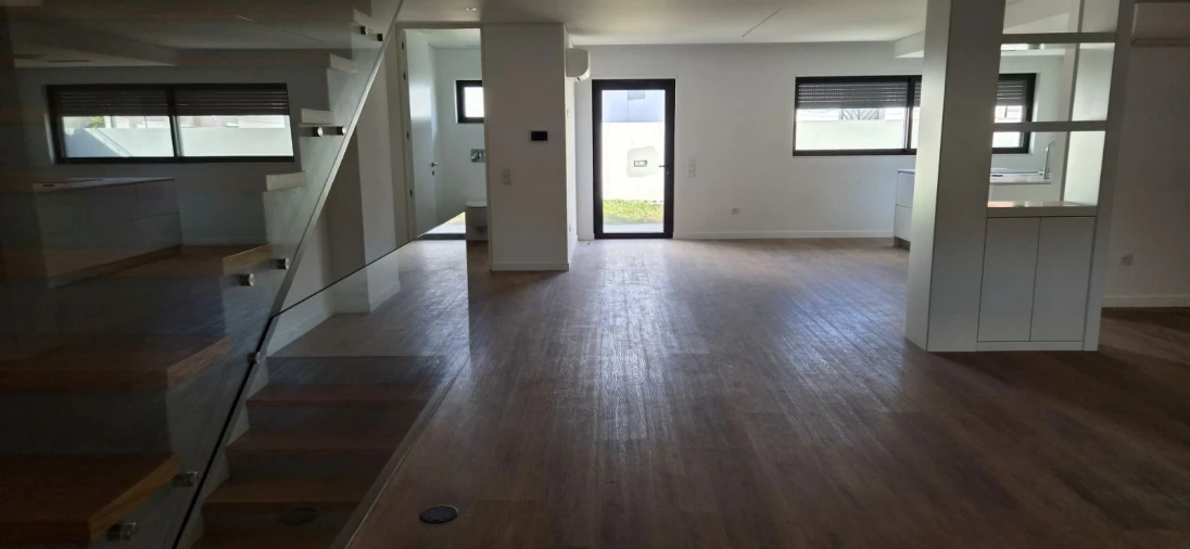Moradia T3 para Venda em Cidade da Maia Foto 4