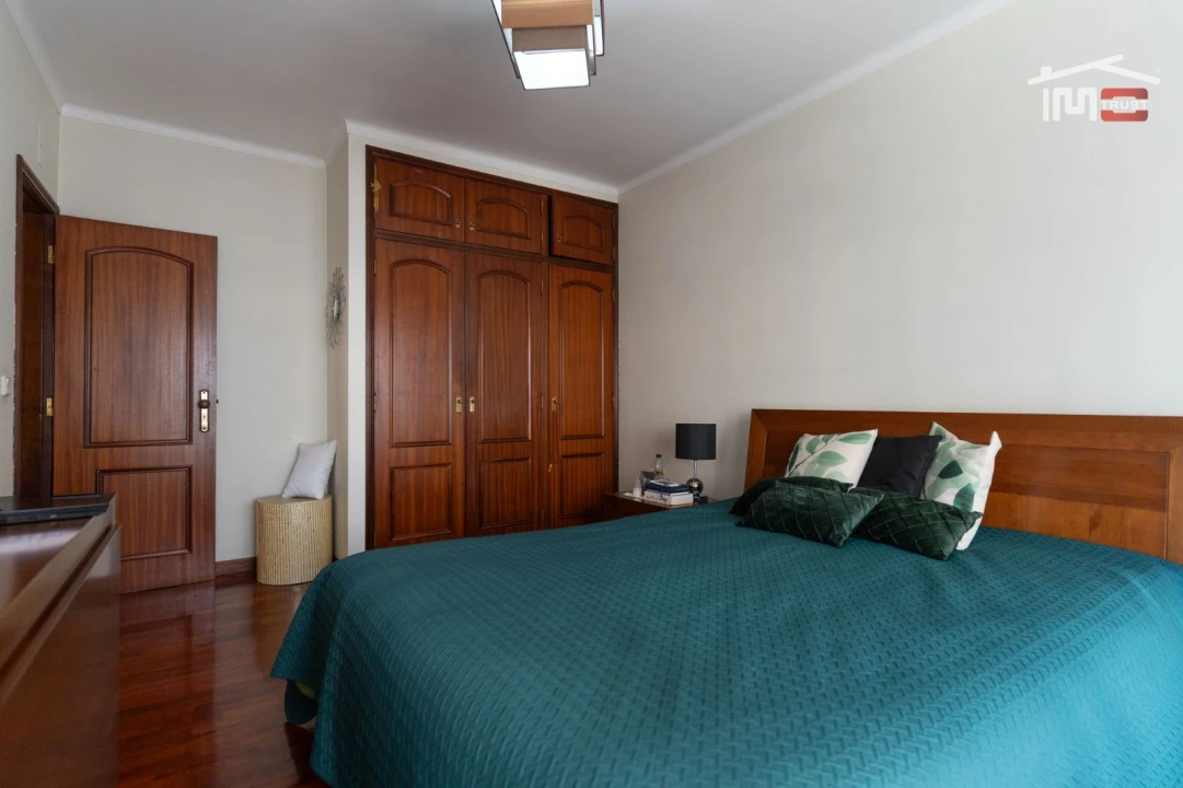 Apartamento T3 para Venda em Fatima Foto 9