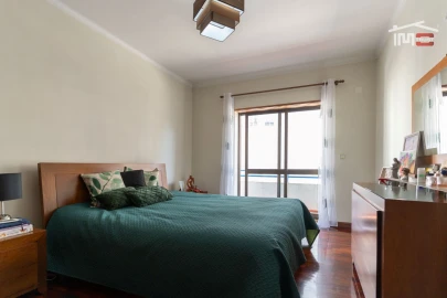 Apartamento T3 para Venda em Fatima