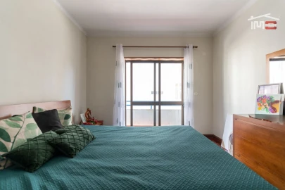 Apartamento T3 para Venda em Fatima