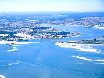 Terreno P/ Prédio para Venda em Barreiro e Lavradio