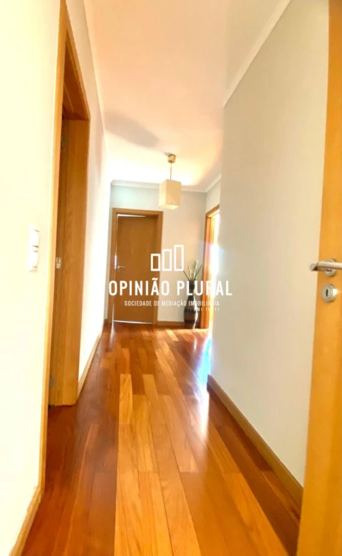 Apartamento T3 para Arrendamento em Espinho