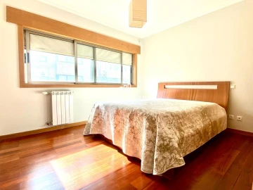 Apartamento T3 para Arrendamento em Espinho