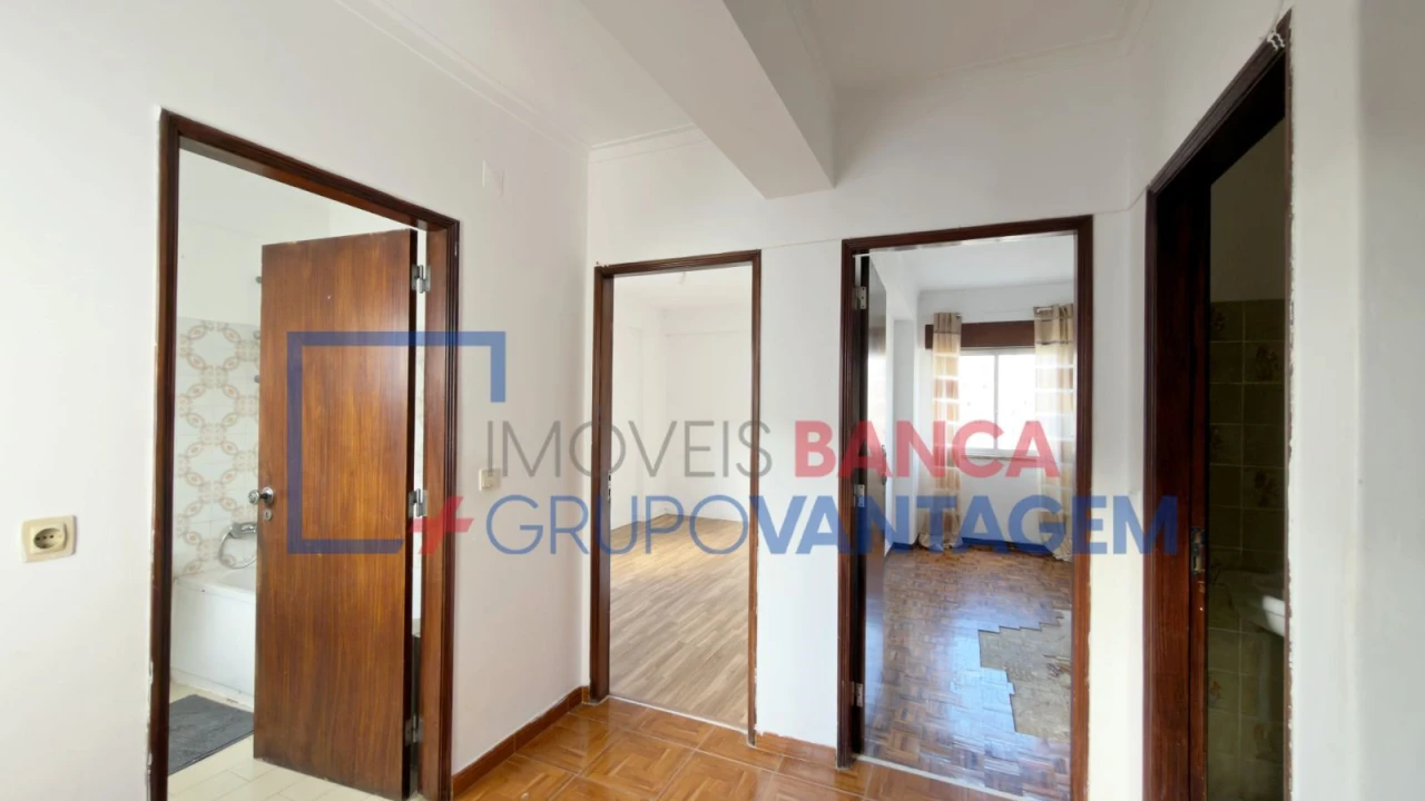 Apartamento T3 para Venda em Carregado e Cadafais Foto 23
